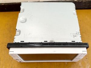 トヨタ純正 08545-00V70 NVF-0028 カーナビ 動作未確認　現状品