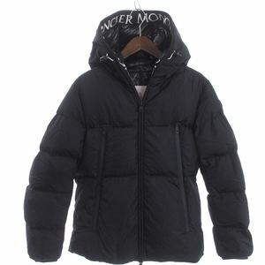 モンクレール MONCLER MONTCLA GIUBBOTTO ダウンジャケット F20911B56900 C0300 ジップアップ ロゴ 刺繍 黒 ブラック 1 S位 アウター メン