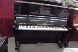 デァパソンピアノ 125 黒塗り艶出し 外装は綺麗 3本ペタル 確り音色が良い 運賃無料(条件有り）