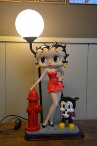 ベティちゃん　ベティ　ベティ・ブープ　Betty Boop 限定　レア　入手困難 フィギュア　人形　希少　パジー　ランプ　スタンドランプ