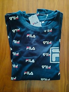 ★150cm　長袖Tシャツ　FILA　紺　