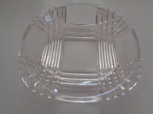 B205-60 クリスタル カットガラス ガラス小鉢 13センチ×高さ3センチ フルーツ皿 かき氷皿 昭和レトロ アンティーク