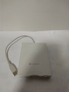 フロッピーディスクドライブ 東芝　Dynabook　 USB接続 PA2680U-2FDD　動作確認ずみ