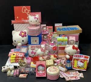 ＊民家整理品　コレクター処分品　大量！キティちゃん　雑貨 玩具 食器 ストラップ他 ハローキティ　サンリオ　段ボール2箱　ジャンク