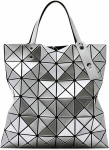 新品　大人気(バオバオ イッセイミヤケ) BAOISSEYMIYAKE 6×6 トート(SILVER )バッグシルバー