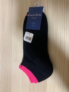 CASUAL SOCKS　for men　ブラック＆ピンクライン　サイズ25～27ｃｍ