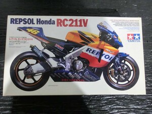 T【Y6-88】【80サイズ】▲内袋未開封/未組立/タミヤ 1/12 レプソル ホンダ RC211V/プラモデル/※外箱傷み有