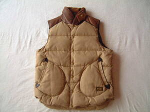 ロストコントロール Showl Collar Down Vest ベージュ 2(GERUGA CELT&COBRA)