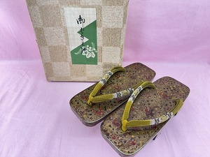 240904★☆ほぼ未使用　高級漆器　伝統工芸津軽塗　女性用　下駄　約23㎝　履物　和装小物　唐塗　漆芸　うるし塗装　現状品☆★