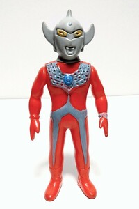 ウルトラマンタロウ（無版権）◇約144ミリ　ミドルサイズ　ソフビ◇1973年 ウルトラマンＴ 放映当時物◇パチ　ウルトラマンＴ