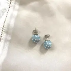 ピアス　ドット柄