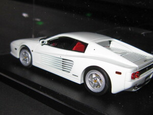 超新品　BBR 1/43 フェラーリ　512 M 白 ferrari 　送込