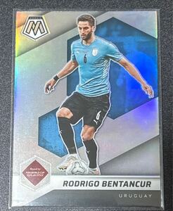 PANINI MOSAIC FIFA RODRIGO BENTANCUR SILVER