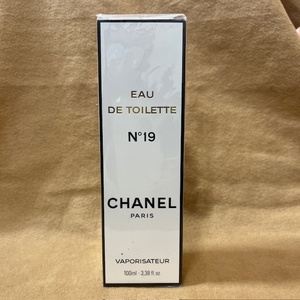 #8290B　CHANEL シャネル　香水　No.19　EAU DE TOILETTE オードトワレ　VAPORISATEUR　100m　未開封