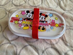 中古 Disney ミッキー&ミニー 2段ランチボックス 箸付き　レッド×ホワイト