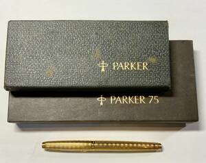 万年筆　PARKER ペン先14K刻印　ケース付き