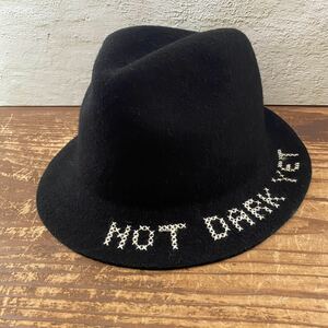 【ミハラヤスヒロ MIHARA YASUHIRO NOT DARK YET 刺繍 ウール 中折れ ハット 帽子 メンズ フリーサイズ ブラック 黒】