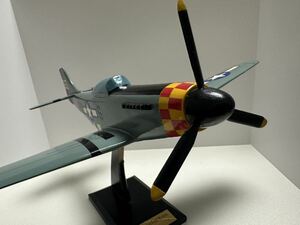 希少 NORTH AMERICAN P-51D MUSTANG 1/24 マスタング 木製模型 海外製　傷塗装剥がれあり　戦闘機 軍用機 模型飛行機 完成品