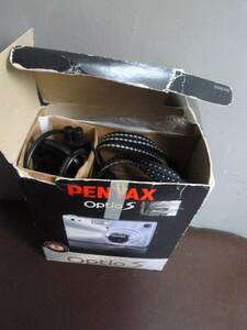 中古品　外箱付属Pentax Optio S　電池カバーの不良があります