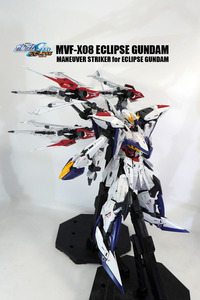 ■全塗装完成品■MG 1/100 エクリプスガンダム＋マニューバストライカーパック（プレバン限定） 塗装済み完成品 新機動戦記ガンダムW