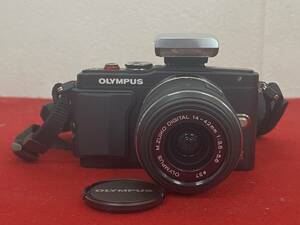 M-7067 【同梱不可】980円～ 現状品　OLYMPUS/オリンパス　PEN Lite E-PL6　一眼レフ　デジタルカメラ　14-42mm　1：3.5-5.6　バッテリー式