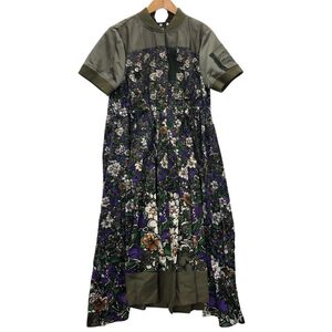 美品◆ワンピース サカイ 23AW 半袖ワンピース フラワープリント プリーツ切替 総柄 サイズ2 23-06653 sacai 【AFB31】