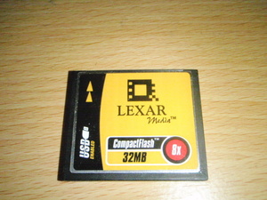 L003-01 LEXAR製CFメモリカード 　32MB 8x