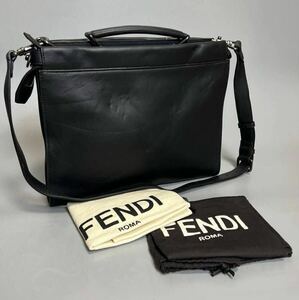 FENDI フェンディ　ビジネスバッグ　トートバッグ　ハンド　ショルダー　黒　ブラック　レザー　パソコン　書類　A4 ブリーフケース