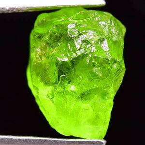 【世界の原石:グリーンペリドット 4.20ct:0041】アフリカ産 Natural Green Peridot Rough カンラン石 苦土橄欖石 鉱物 宝石 標本 Africa