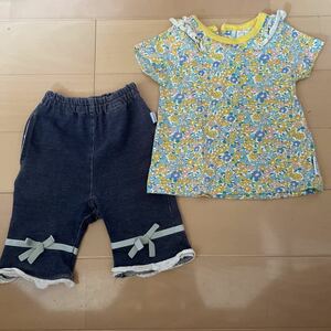 送料込み　女の子セット　futafuta花柄Tシャツとデニム色膝丈パンツ　70-80cm 綿100% 送料無料