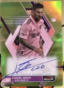 2023 Topps Finest MLS Lionel Messi On Card Green Auto Inter Miami 直書き 直筆サインカード メッシ