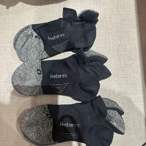 Feetures ダークグレー ショートソックス 3足セット　Sサイズ