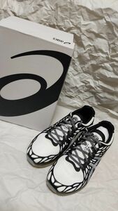 未使用品　ASICS GEL　QUANTUM　INFINITY 2　9　27cm　アシックス