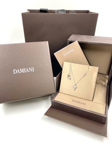 DAMIANI ダミアーニ ベルエポック ミニクロスネックレス K18 ホワイトゴールド ダイヤモンド 3.6g （ ダミアーニにて12cm延長 ）