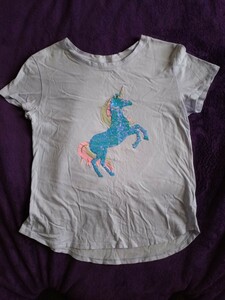 gap kids 薄紫地スパンコールＴシャツ ユニコーン　XL（150cm）