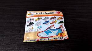 new balance クリーナーストラップ　WCCS WB