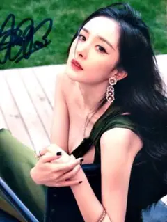 ヤン・ミー直筆サイン入り2Lサイズ写真…Yang Mi…中国有名女優‥