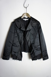 極美品24AW COMME des GARCONS COMME des GARCONSコムコム コムデギャルソン RN-J004 丸襟 皺ジャケット AD2024 XS黒1128O▲