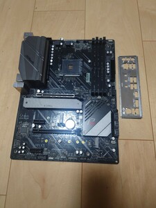 Asrock X570 Phantom Gaming 4 ゲーミングマザーボード ATX AMD AM4ソケット Ryzen 作動品