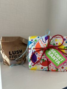 新品未使用☆LUSHラッシュ☆バスボム２点　使用期限切れ