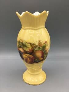 エインズレイ オーチャードゴールド フルーツ柄 花瓶 フラワーベース フリル 高さ16.5cm 果実 桃 葡萄