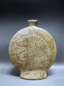 朝鮮高麗時代　魚紋古磁扁瓶
