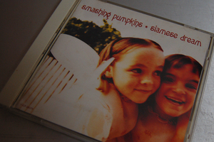 Smashing Pumpkins スマッシング・パンプキンズ Siamese Dream サイアミーズ・ドリーム 帯・歌詞・対訳・診察券・保護マット付 シミ有 USED