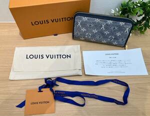 A【12C247】未使用LOUIS VUITTON　ルイヴィトン　LV　ジッピーウォレット　モノグラムジャガード　ホログラフィック　M82468　長財布　財布