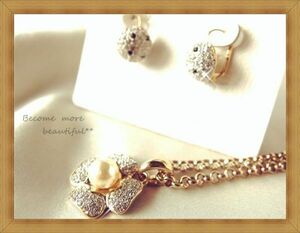 ★未使用★ITALY製noemi 18KTピアス＆お花ネックレスSET1★0-2.