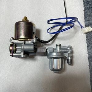 ジャンク 石油小型給湯機 電磁ポンプ VSE63-N10F 中古部品 給湯器 貯湯式 ボイラー 100V 電動ポンプ 燃料ポンプ 灯油