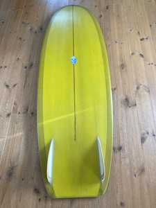 スペシャルなセンタースカルロゴ★クリステンソン　オーシャンレーサー5’8”　CHRISTENSON SURFBOARD/ OCEAN RACER5’8”