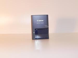 Canon バッテリーチャージャー CB-2LX(NB-5L用　中古純正品)