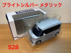 新品 DAIHATSU ダイハツ 非売品 カラーサンプル プルバックカー ミニカー 入手困難 ノベルティ タントカスタム tanto LA600 系　シルバー