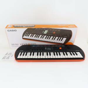 M09 動作確認済/美品 CASIO カシオ SA-76 ミニキーボード 44鍵盤 電子キーボード